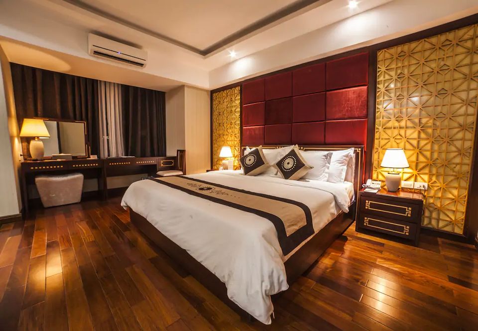 Khách sạn Huế E